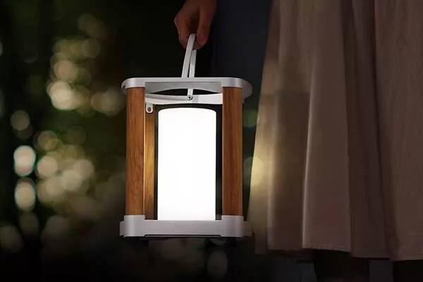 Aurora קטנה אווירה