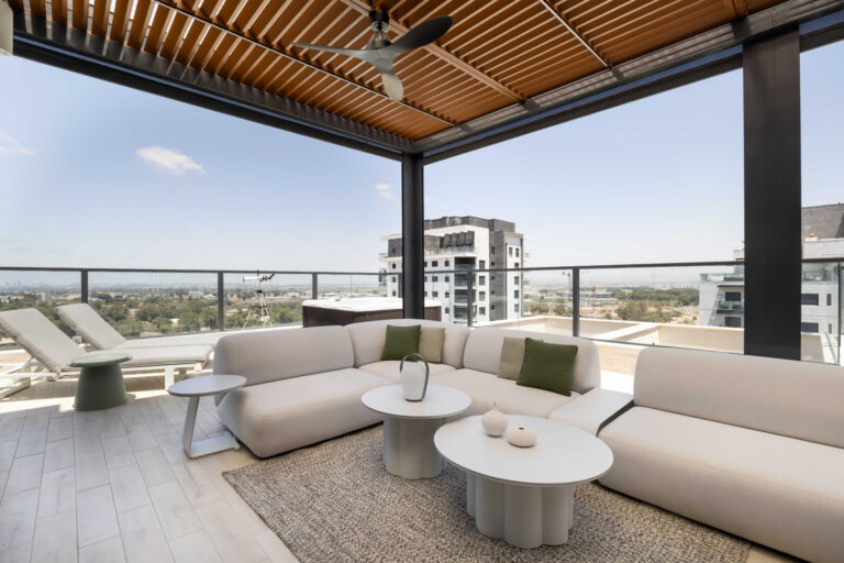 נופר קוריאט Optimized