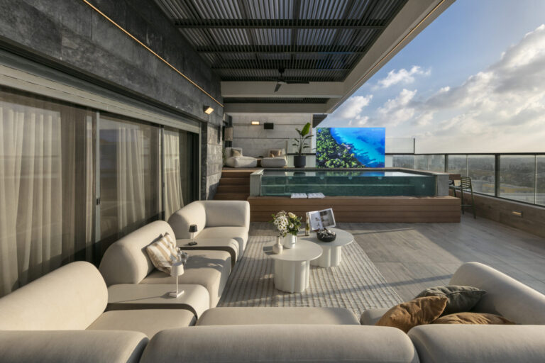 71a9389 0000 Layer 18 Copy