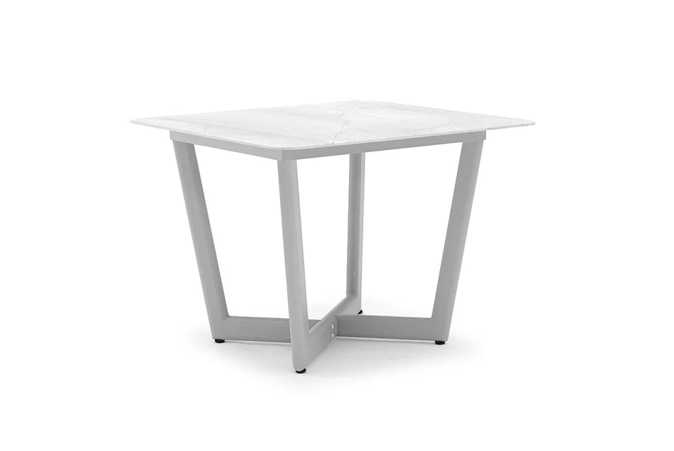 Cj Clubsquarediningtable
